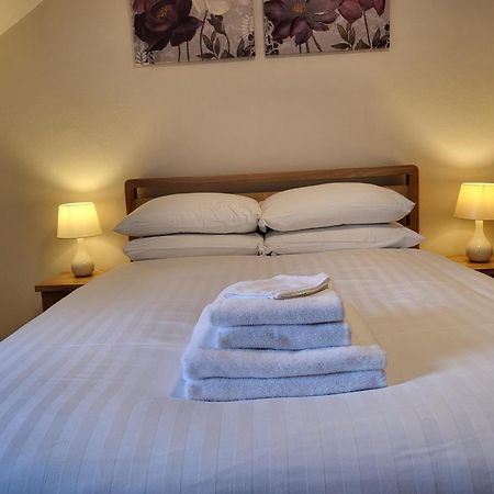 The Bay House Lake View Guest House - Adults Only ボウネス＝オン＝ウィンダミア 部屋 写真