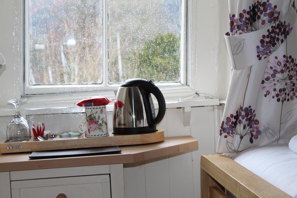 The Bay House Lake View Guest House - Adults Only ボウネス＝オン＝ウィンダミア 部屋 写真