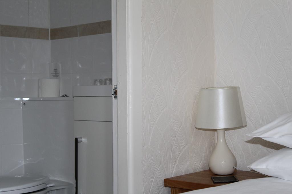 The Bay House Lake View Guest House - Adults Only ボウネス＝オン＝ウィンダミア 部屋 写真