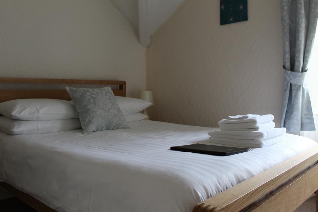 The Bay House Lake View Guest House - Adults Only ボウネス＝オン＝ウィンダミア 部屋 写真
