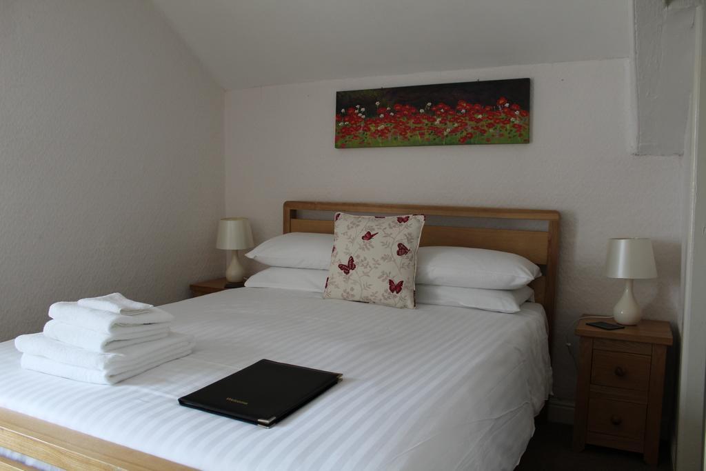 The Bay House Lake View Guest House - Adults Only ボウネス＝オン＝ウィンダミア 部屋 写真